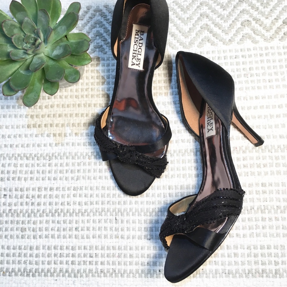 BADGLEY MISCHKA River Black Satin Beaded Kitten
